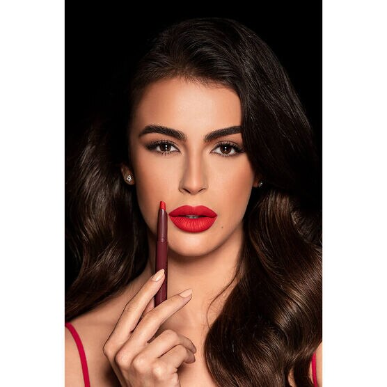 SAAD       BY MARI SAAD  LIPS 2G